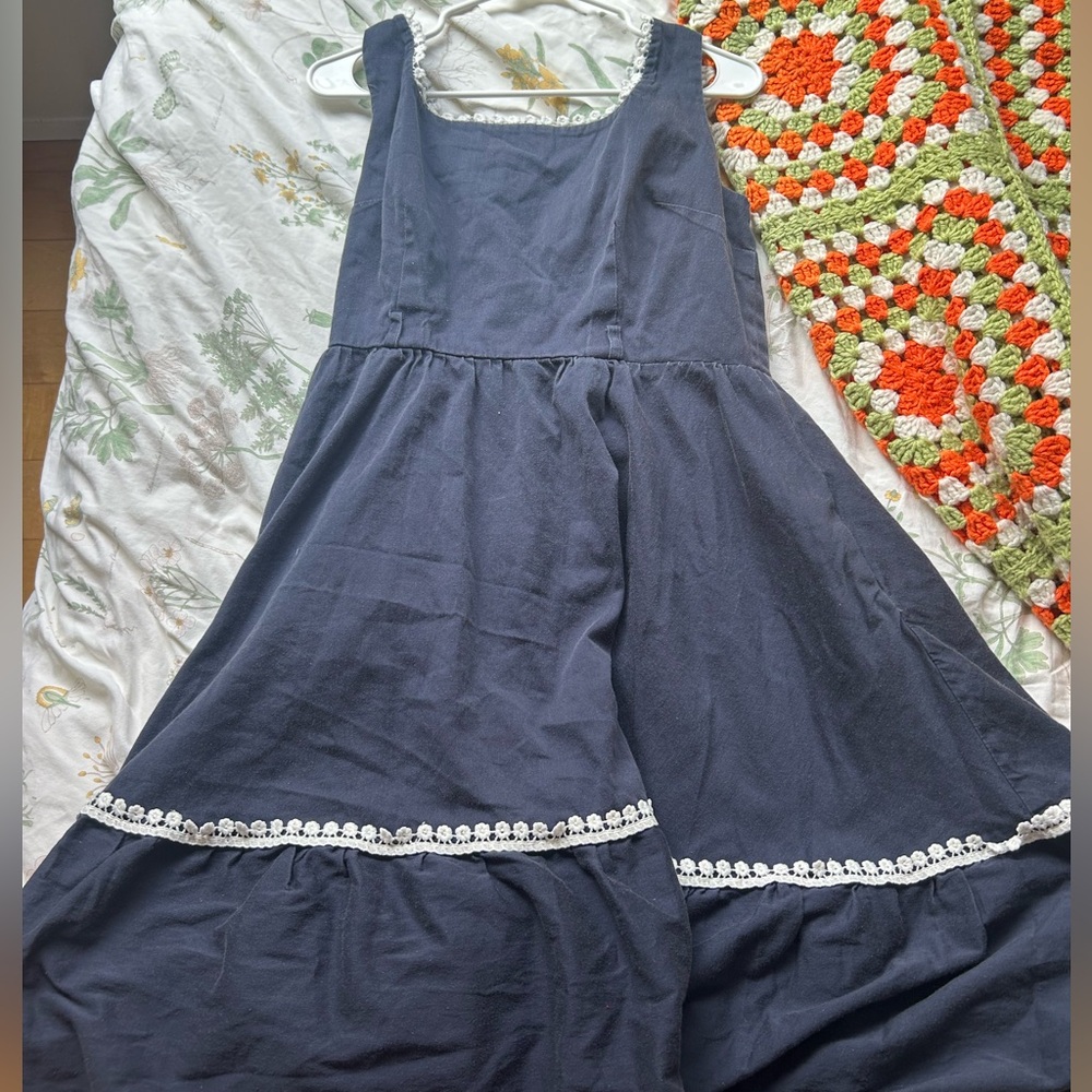 Floral lining blue 50s style dress